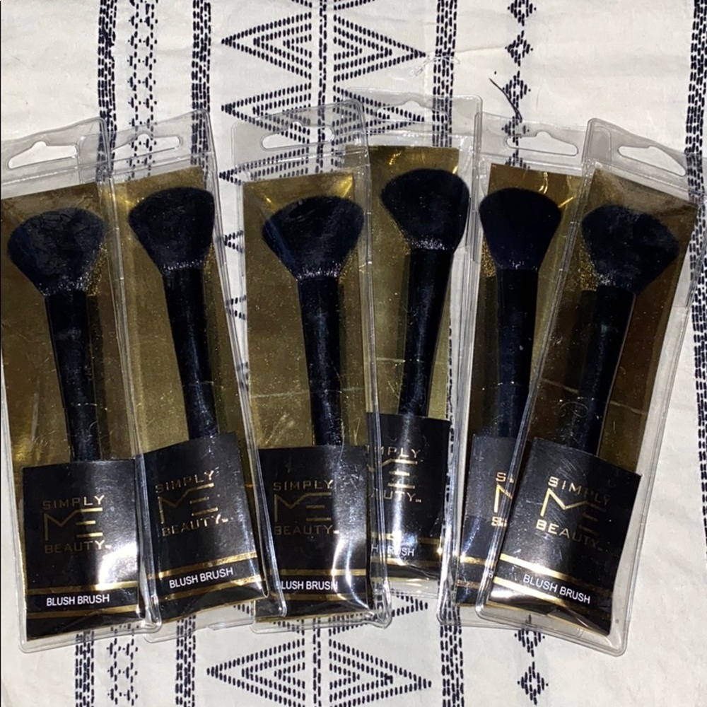 Set of 6 Blush Brushes